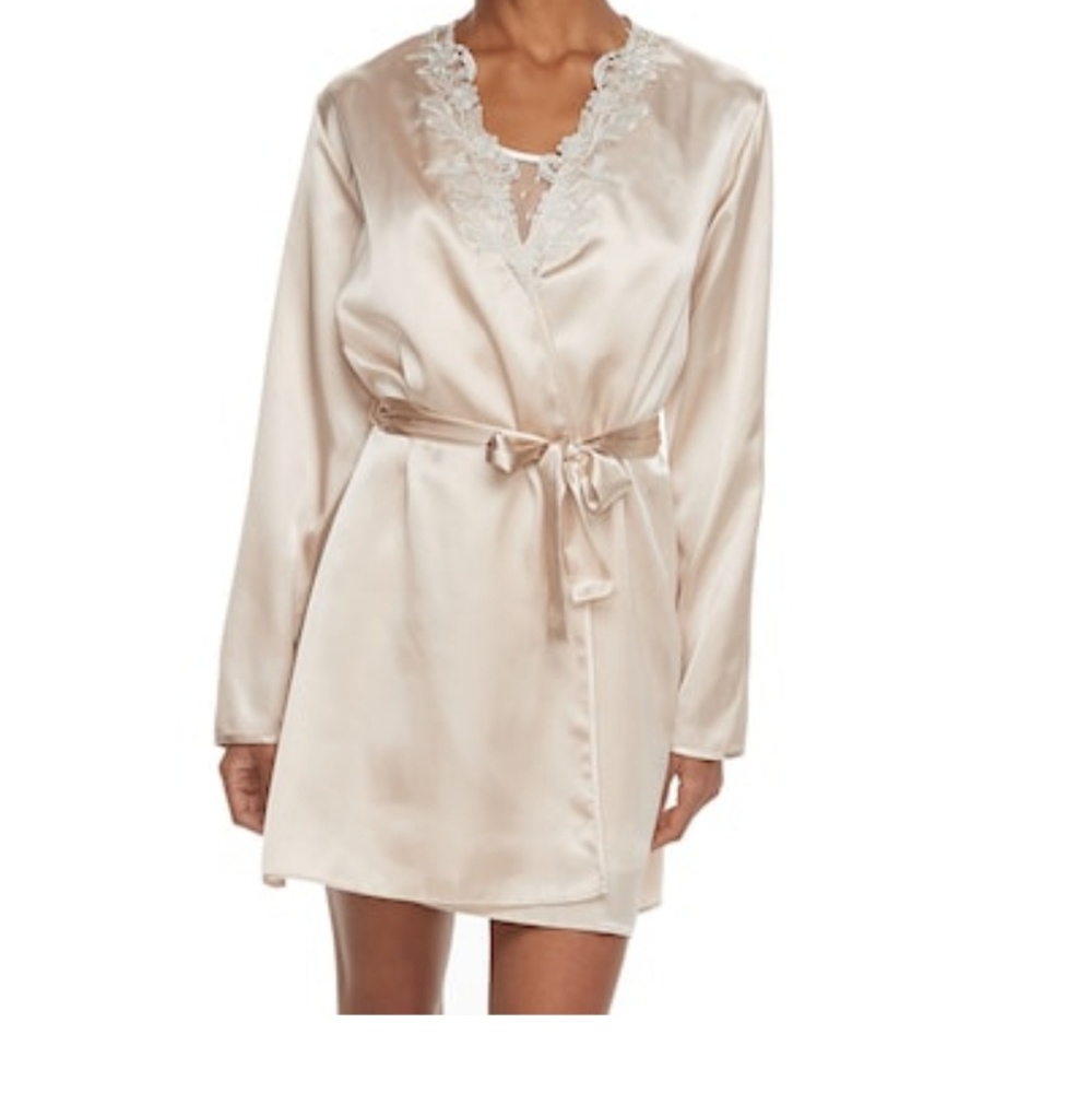 Flora Nikrooz Charmeuse Wrap